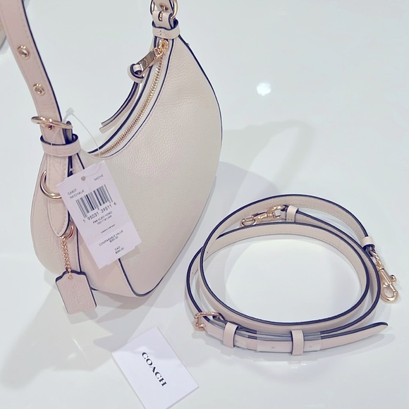 New Coach shoulder cross body bag, leather, removable strap, milky white - Picture 4 of 12